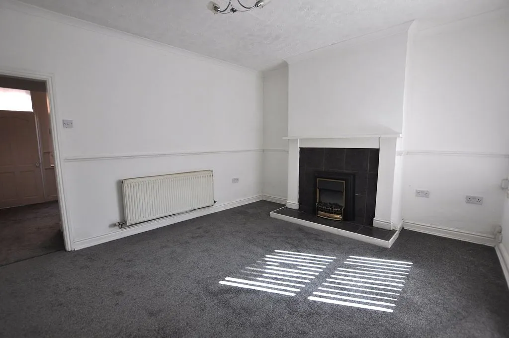 To LetCorporation Street, Chorley, photo 5