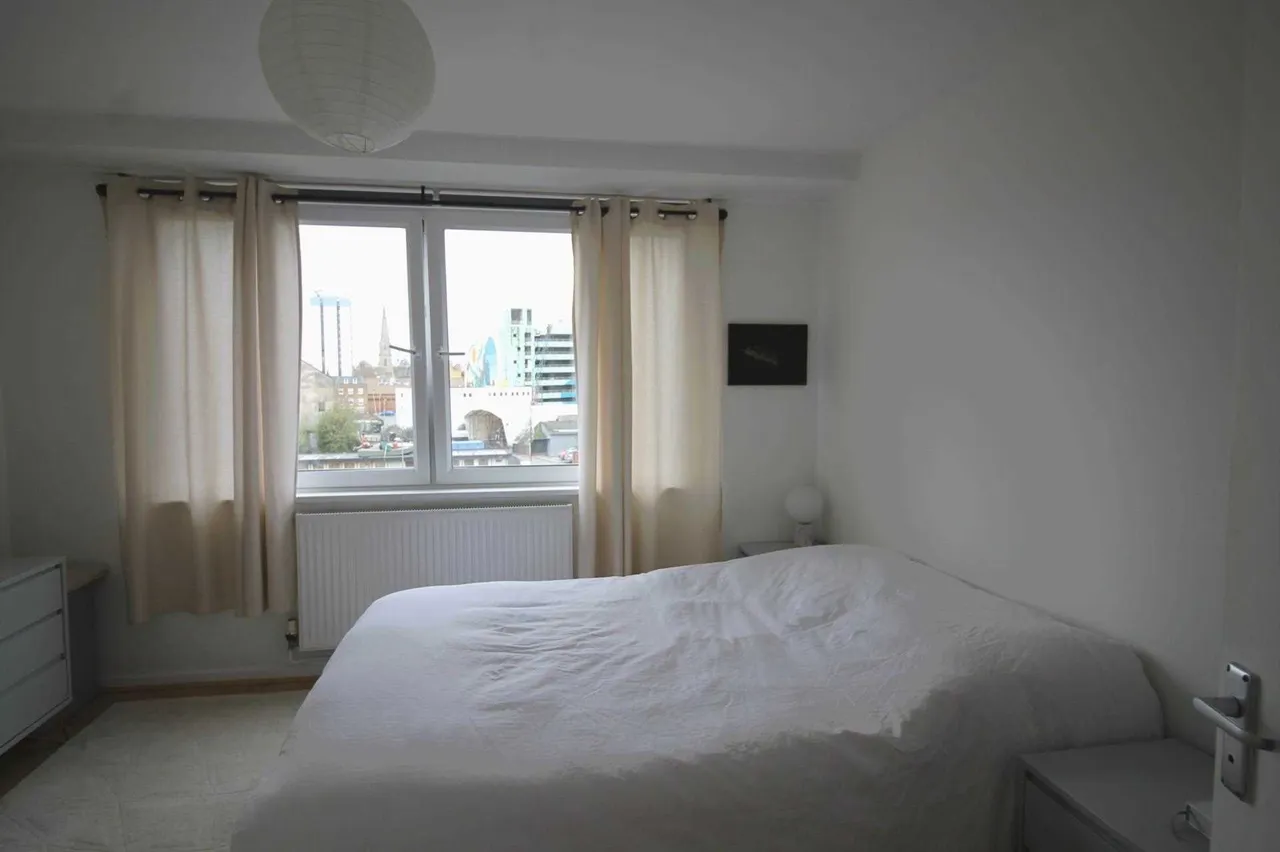 Romulus Court, Justin Close, TW8 8QW, photo 5