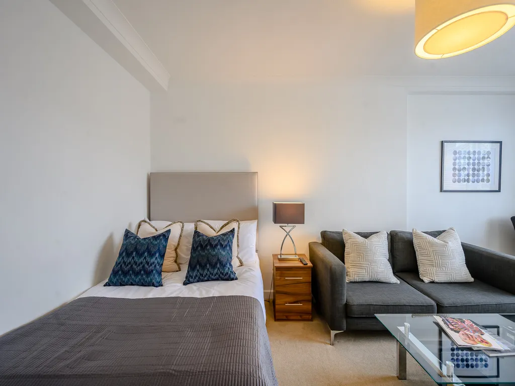 Studio Apartment To Let, Hill Street,..., photo 4