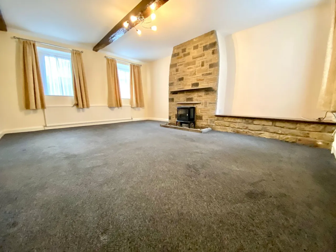 Penistone Road, Kirkburton, HD8, photo 4