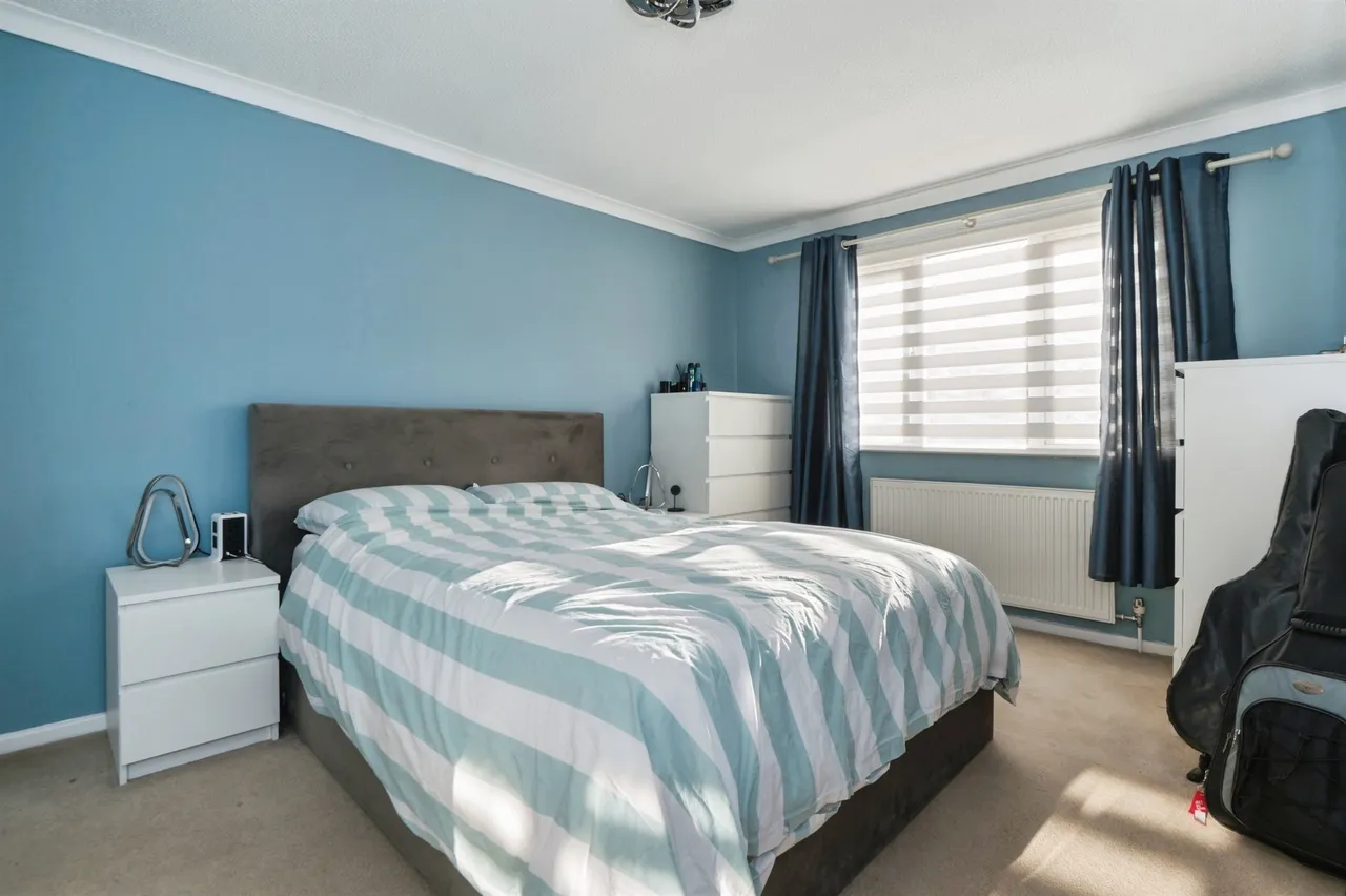Gatcombe Gardens, West End, SO18, photo 12