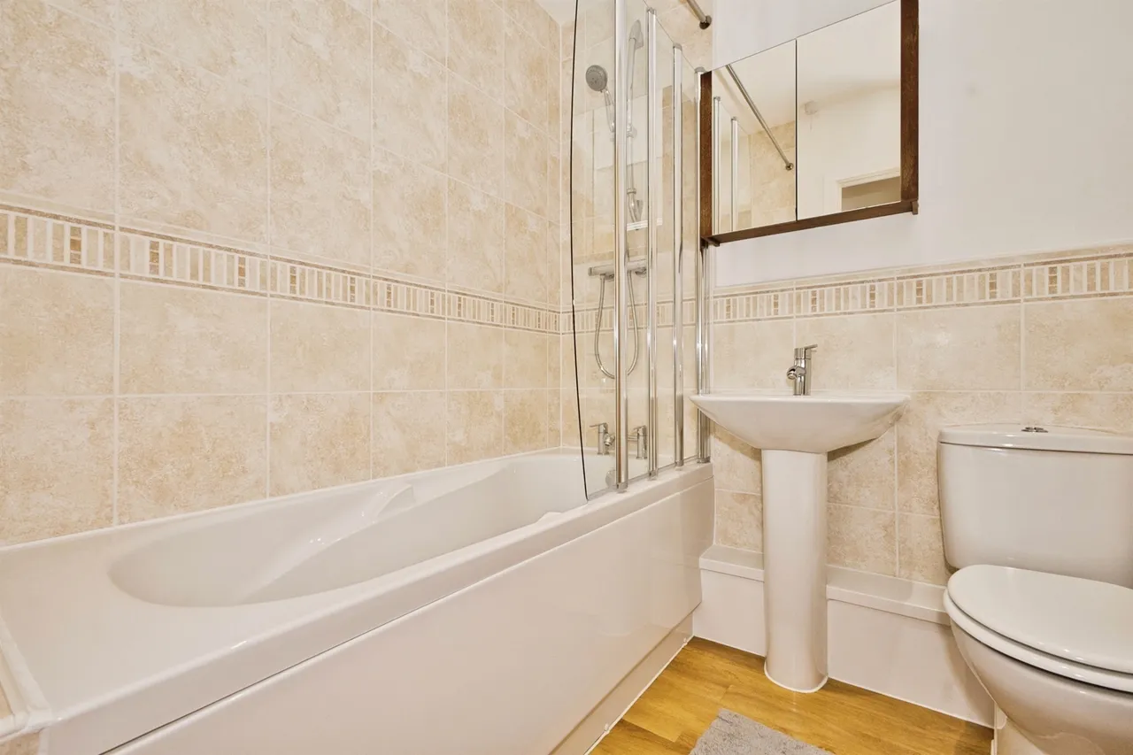 Queensway Place, Yeovil, photo 11