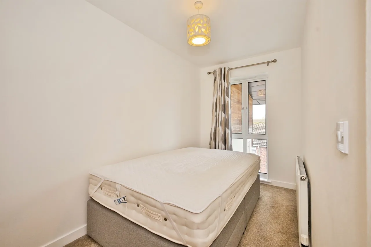 Queensway Place, Yeovil, photo 10