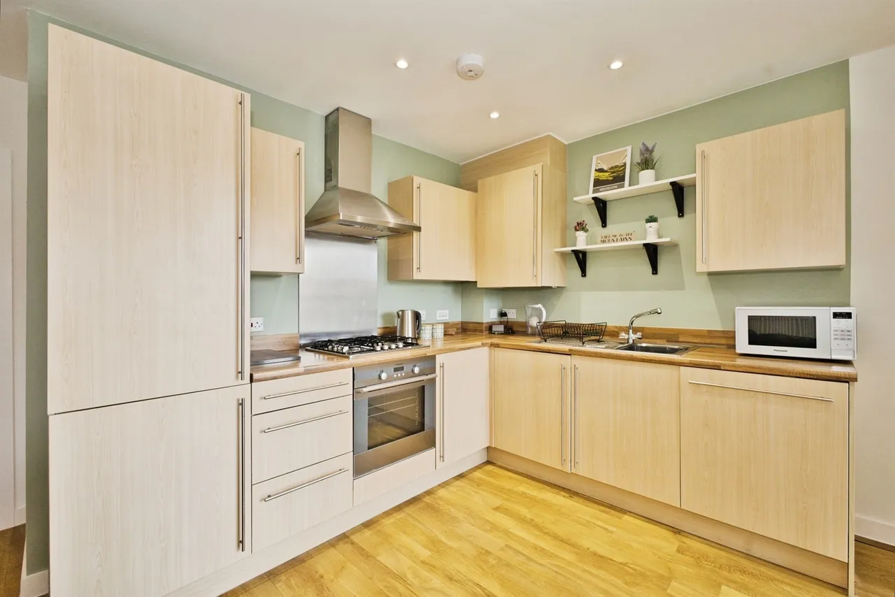 Queensway Place, Yeovil, photo 3