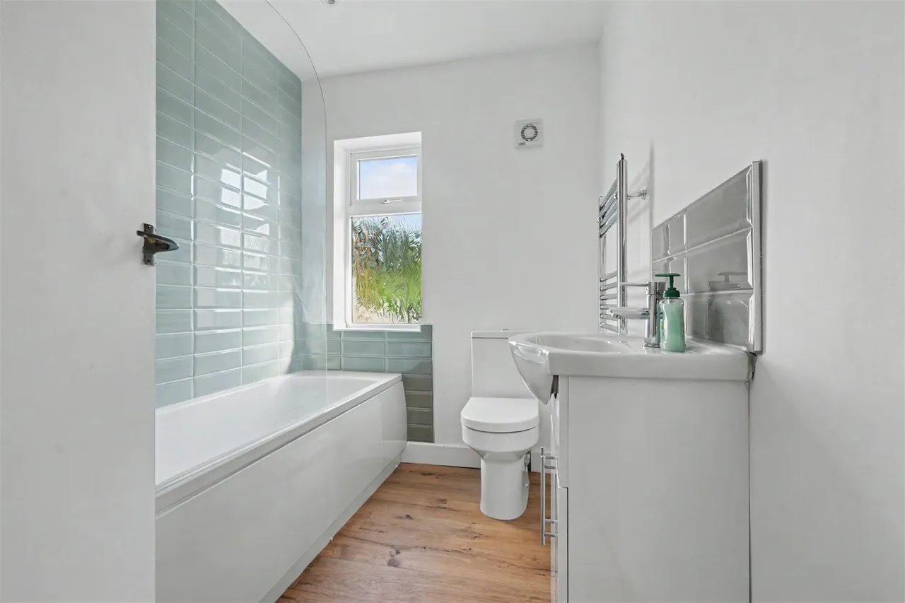 Ilkeston Road, Trowell, NG9, photo 9