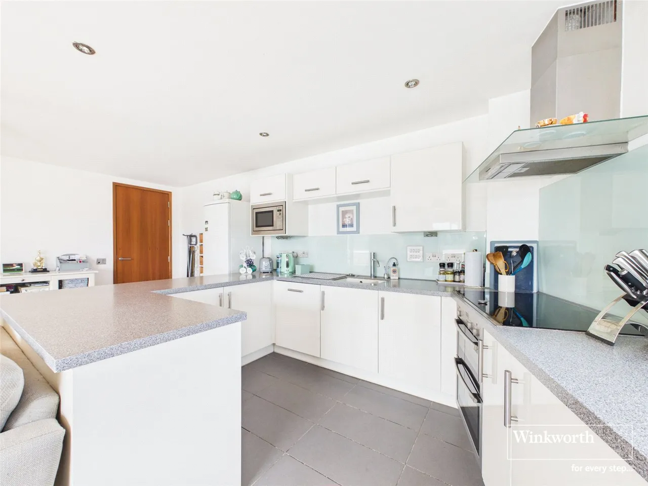 Park Way, Newbury, Berkshire, RG14, photo 3