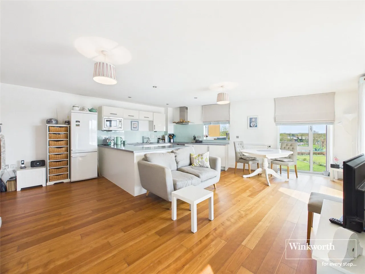 Park Way, Newbury, Berkshire, RG14, photo 2
