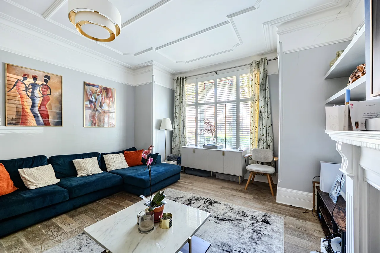 Flat 1, 35 Westbere Road, London, photo 9