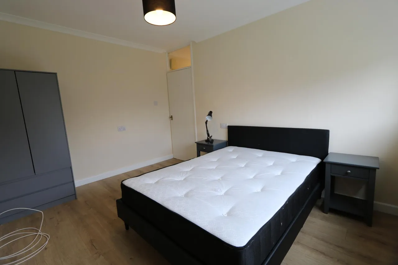 Talbot Court, Upper Holly Walk, Leamington Spa, CV32, photo 5