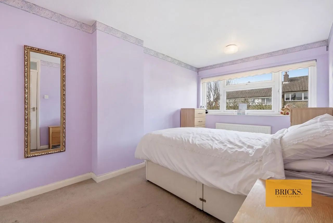 North Dene, Chigwell, IG7 5JS, photo 9