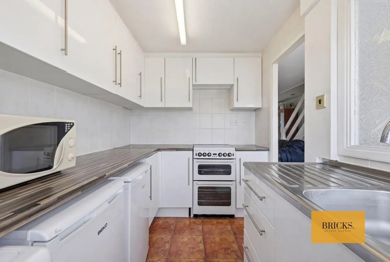 North Dene, Chigwell, IG7 5JS, photo 5