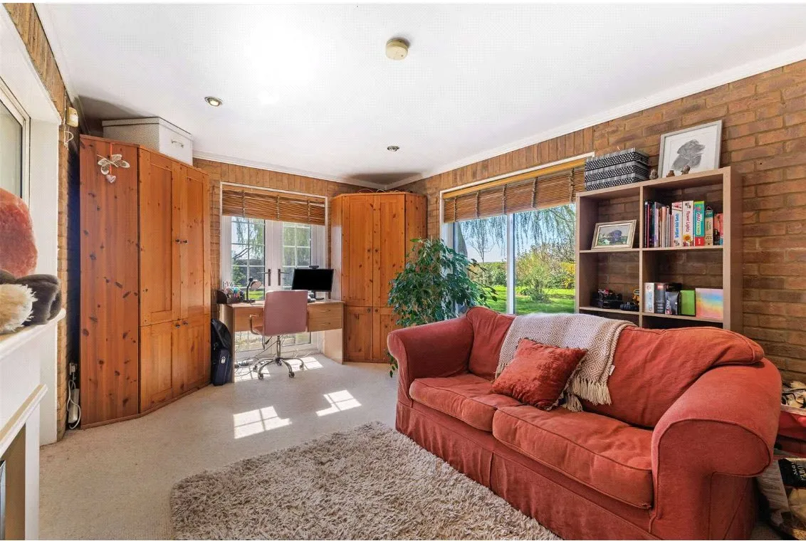 Pall Mall, Burbage, SN8, photo 9