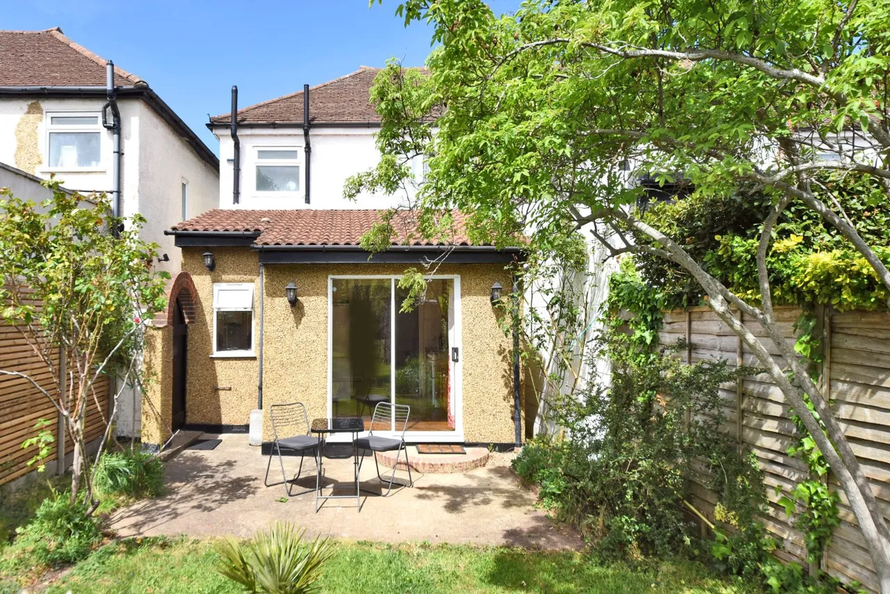 Merrilands Road, Worcester Park, Surrey, KT4, photo 8