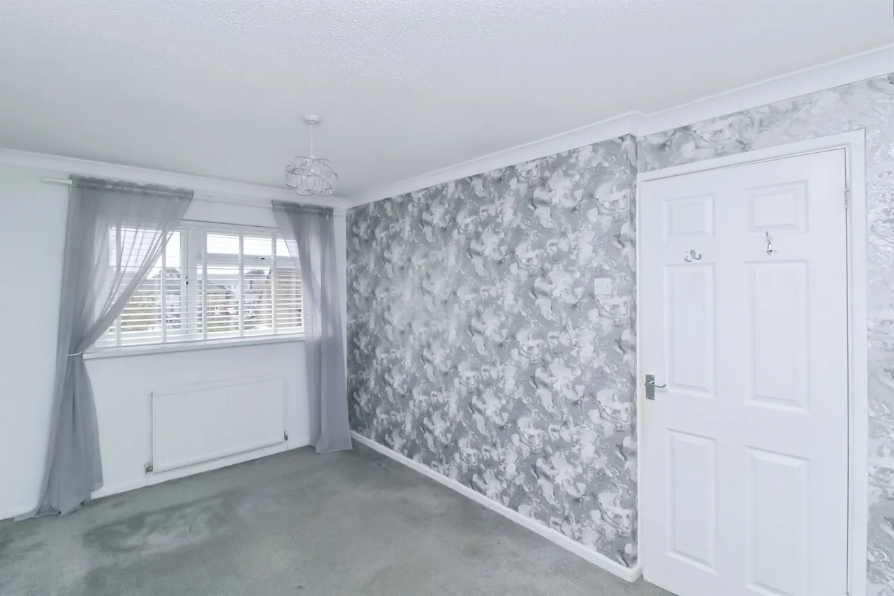 Fern Drive, Barry, CF62, photo 10