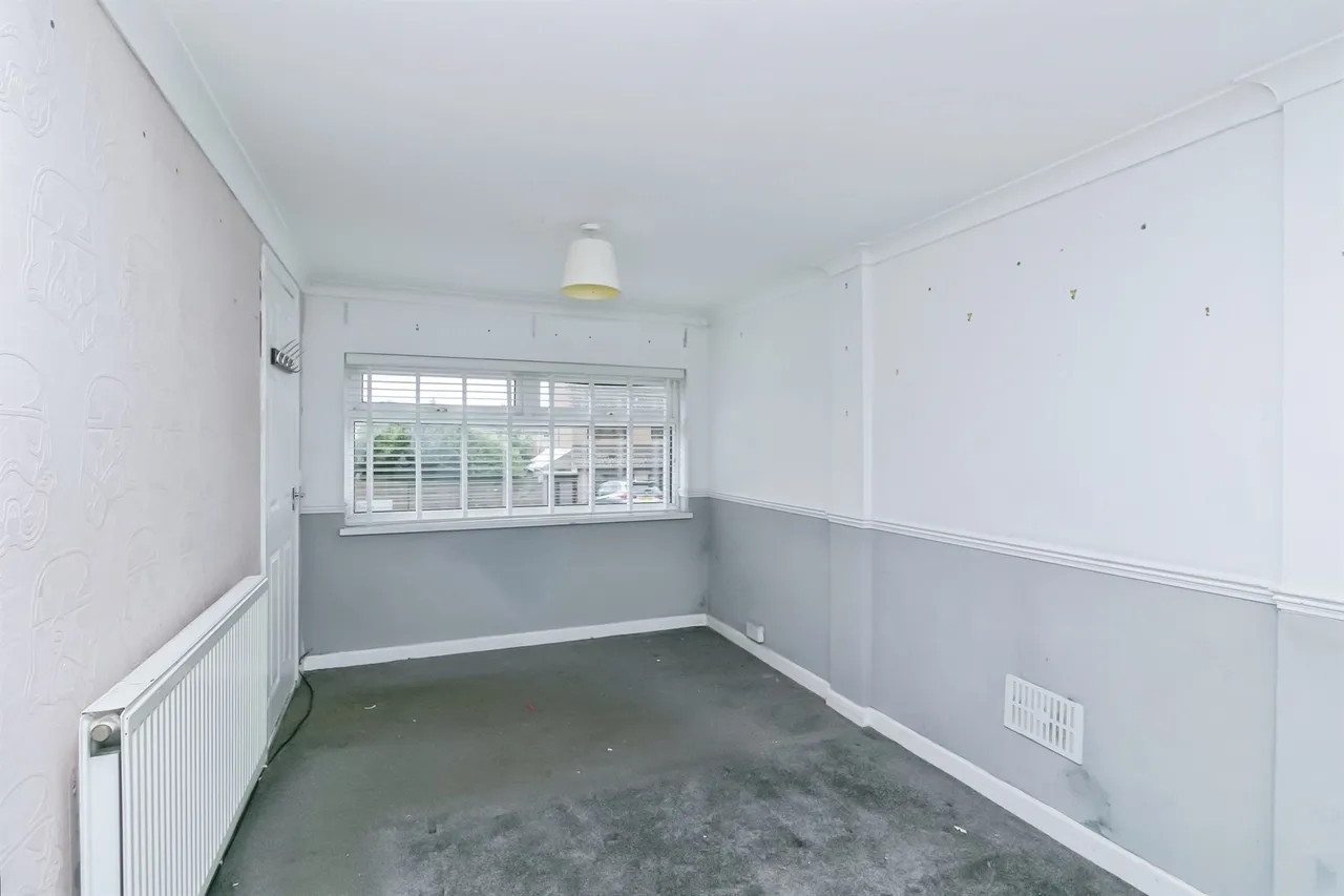 Fern Drive, Barry, CF62, photo 7