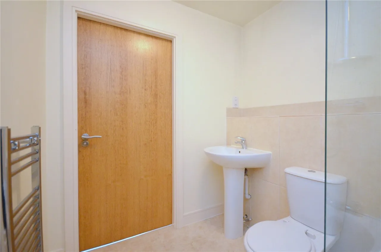 Huddersfield Road, Mirfield, WF14, photo 7