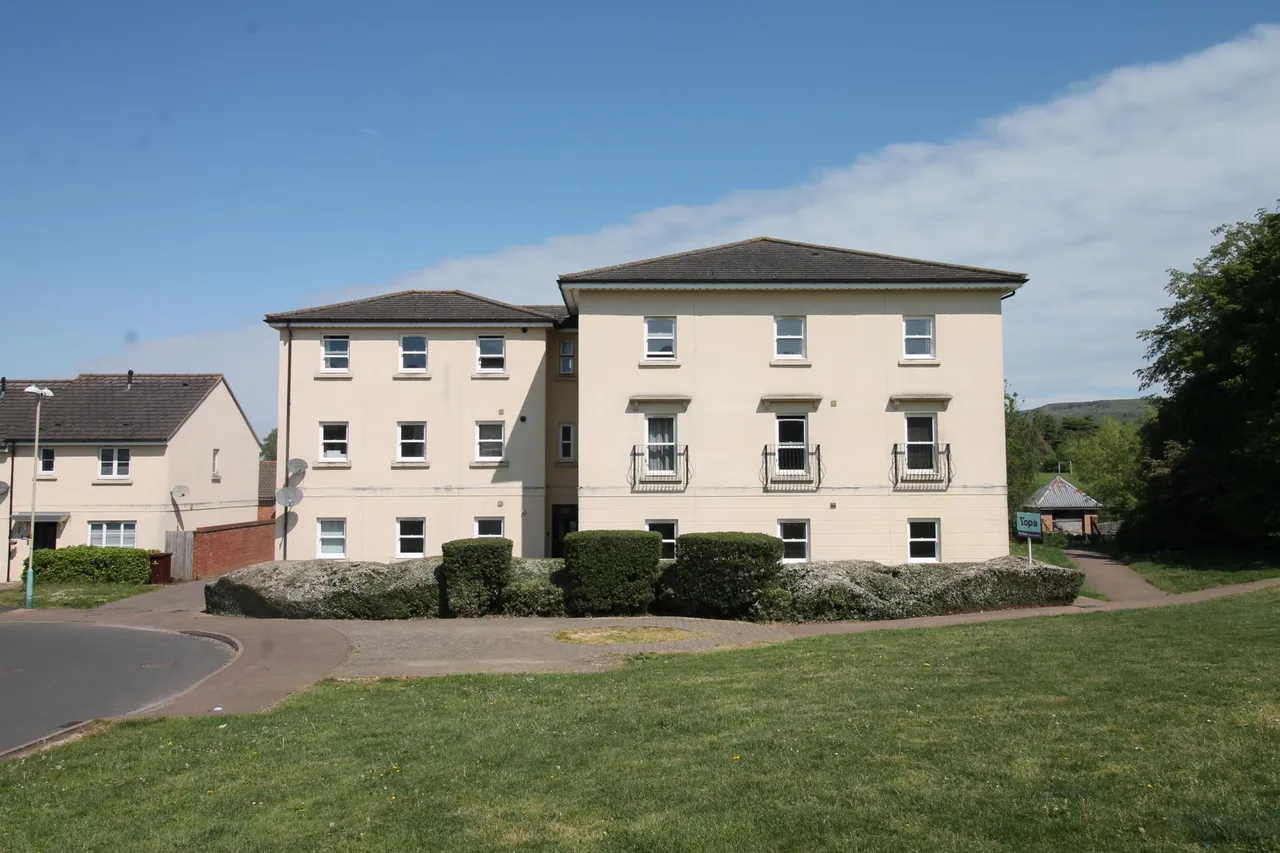 Joyford Passage, Cheltenham, GL52, photo 12