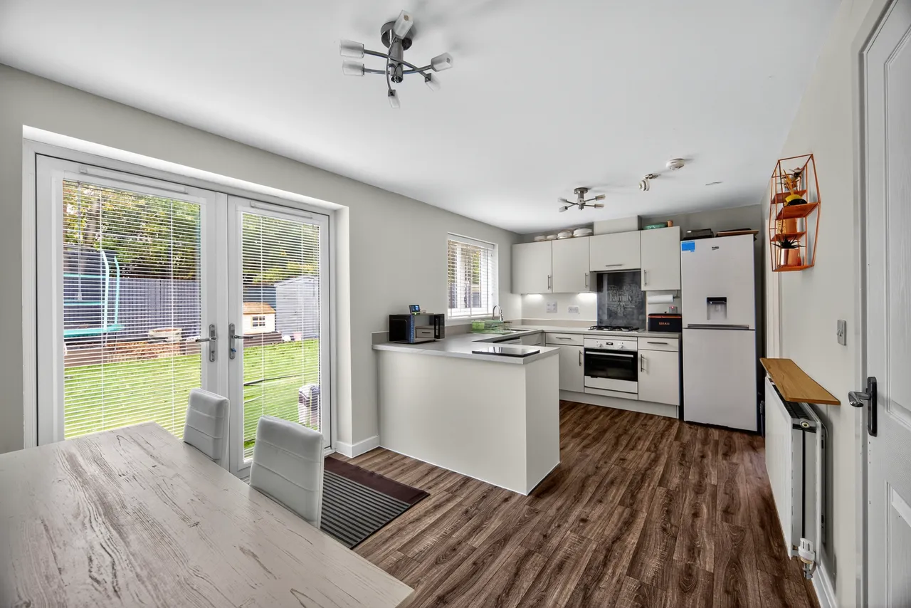 St. Lawrence Crescent, Maidstone, photo 8