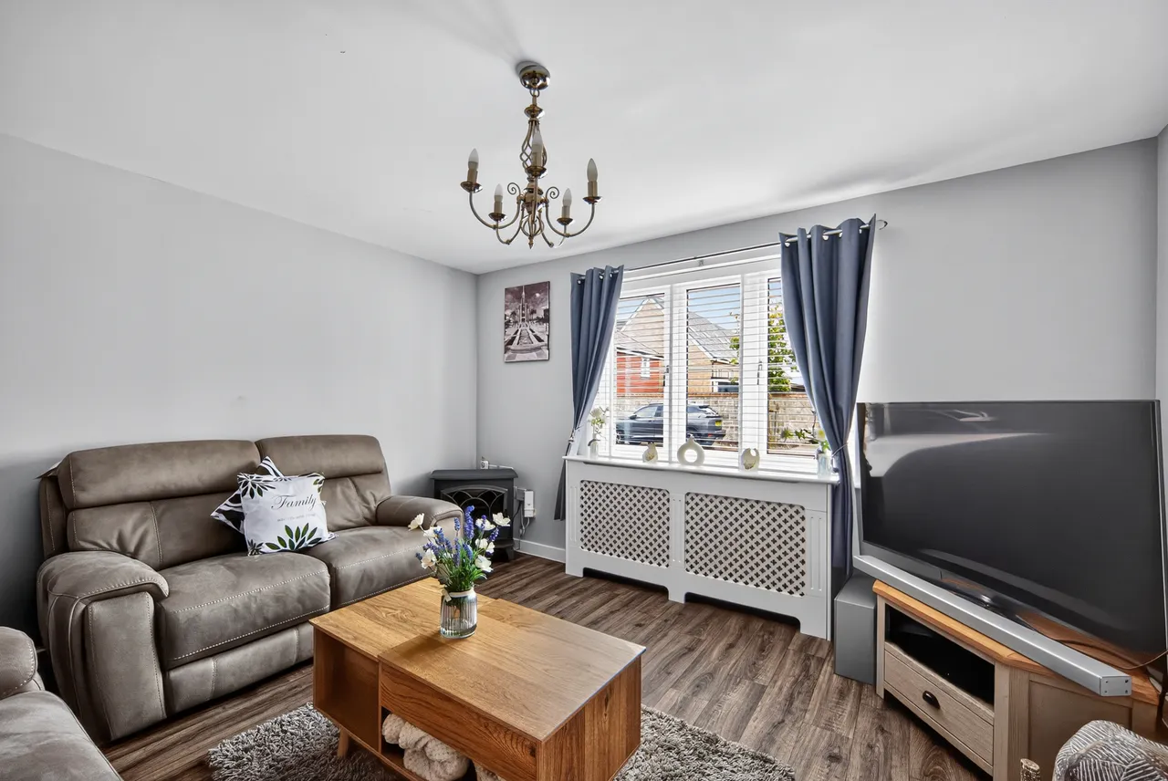 St. Lawrence Crescent, Maidstone, photo 7