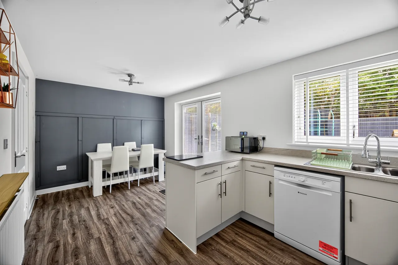 St. Lawrence Crescent, Maidstone, photo 9