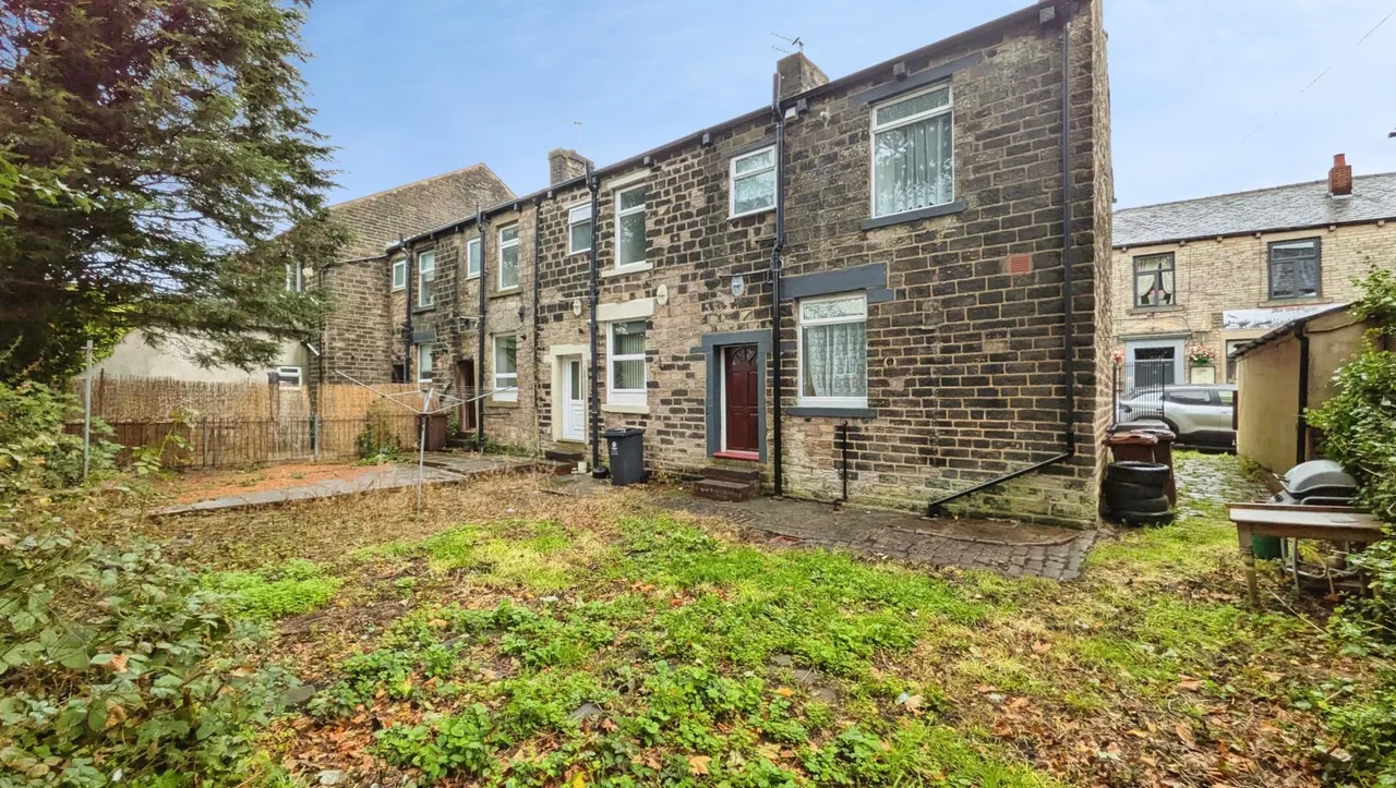 Co operative Street, Saddleworth, OL4, photo 13