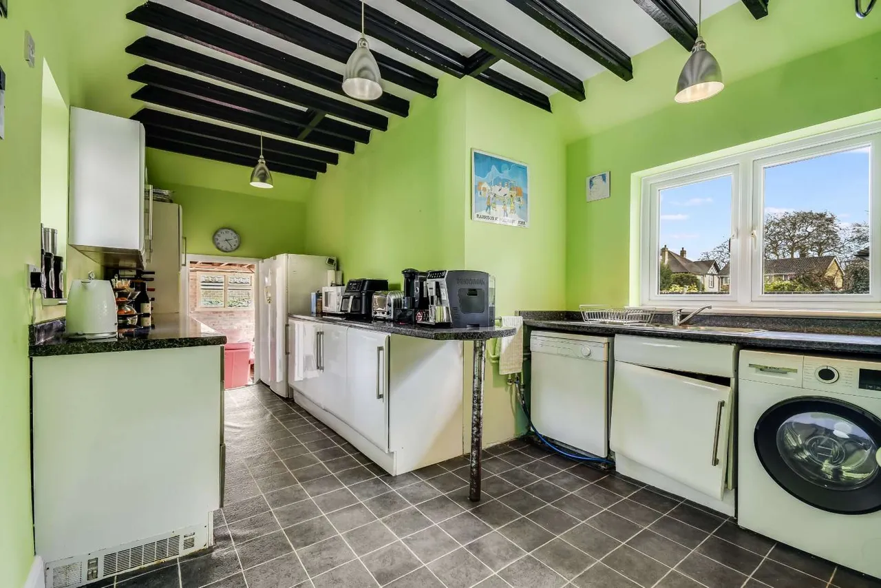Southborough Road, Old Moulsham, Chelmsford, Essex, CM2 0AQ, photo 6