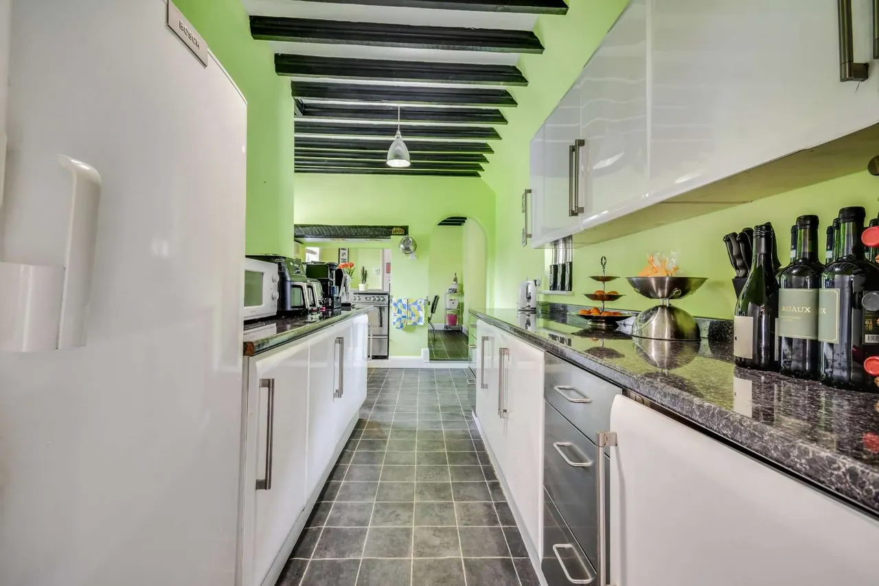 Southborough Road, Old Moulsham, Chelmsford, Essex, CM2 0AQ, photo 5