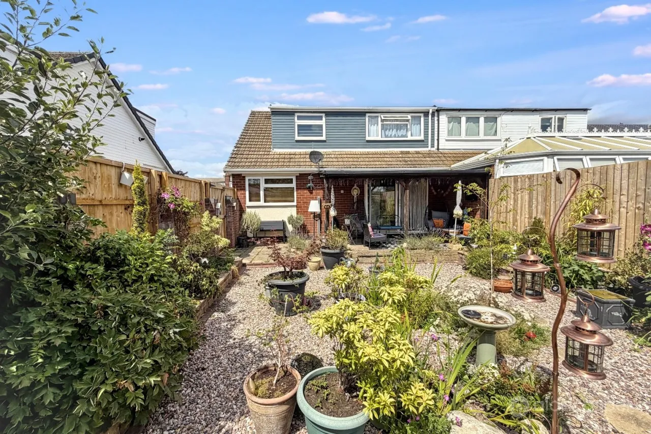 Avon Close, Bulkington, CV12, photo 24
