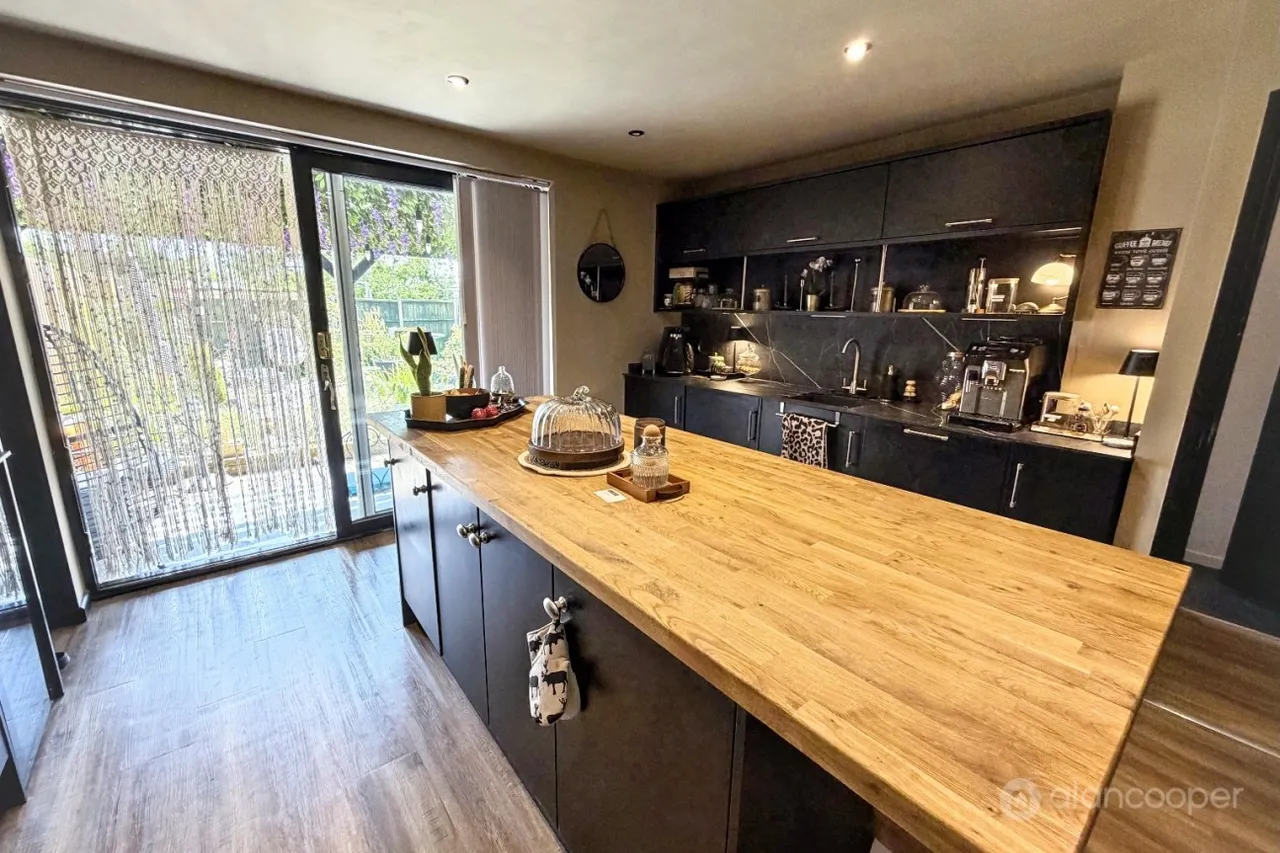 Avon Close, Bulkington, CV12, photo 8