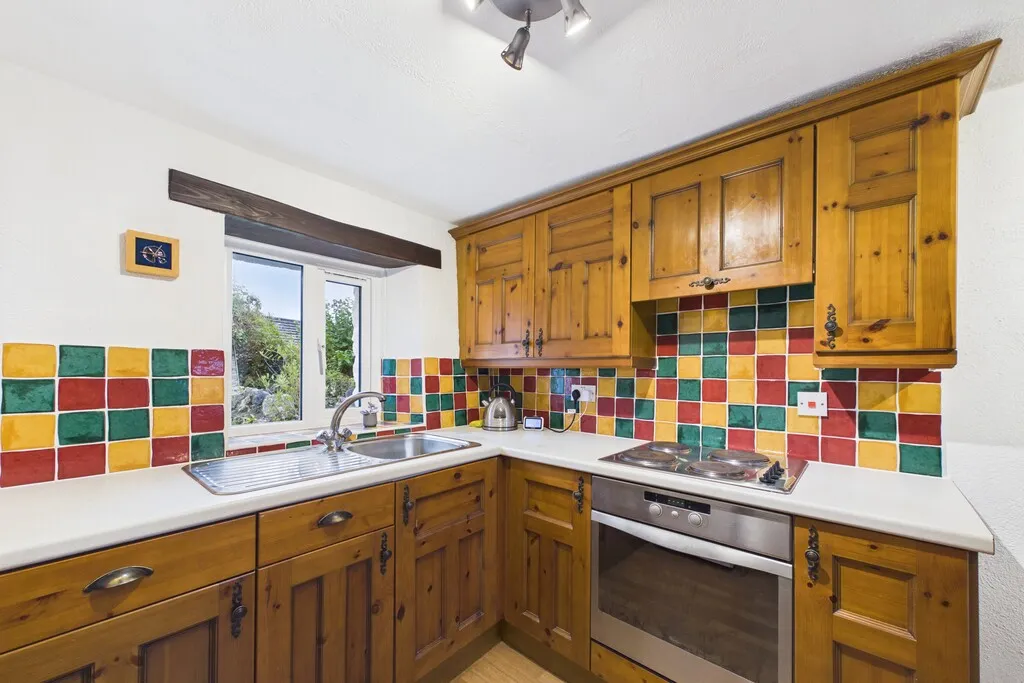 Storth Road, Storth, LA7, photo 6