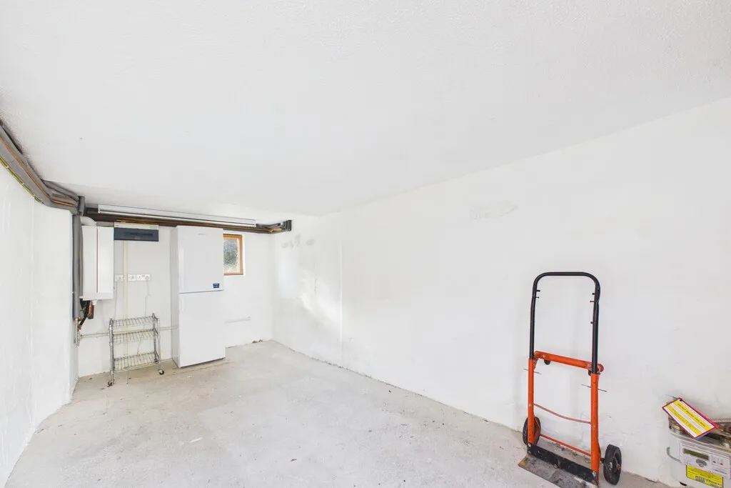 Storth Road, Storth, LA7, photo 24
