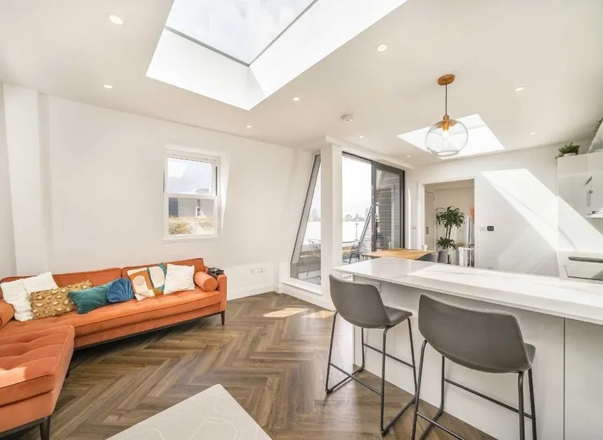 2 bed flat for sale — Lavender Hill, Clapham Junction, SW11