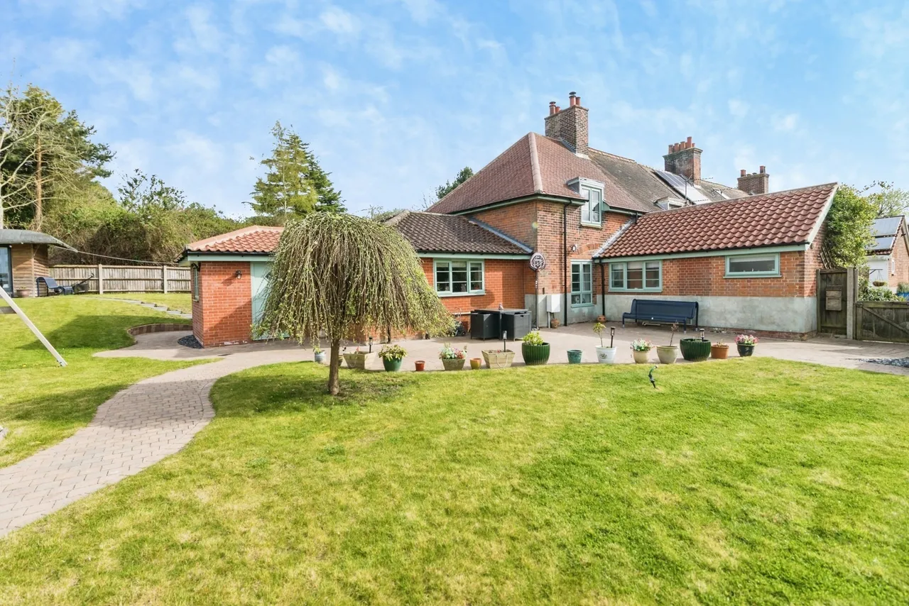 3 bed house for sale — Station Road, Haddiscoe, Great Yarmouth, Norfolk, NR31