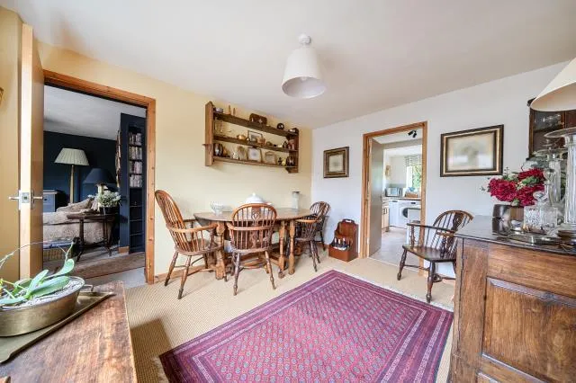 Hastings Close, OX16, photo 15