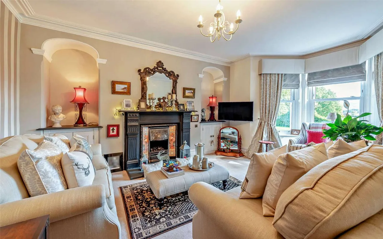 Nr Llandybie, Carmarthenshire, SA18 2ST, photo 9