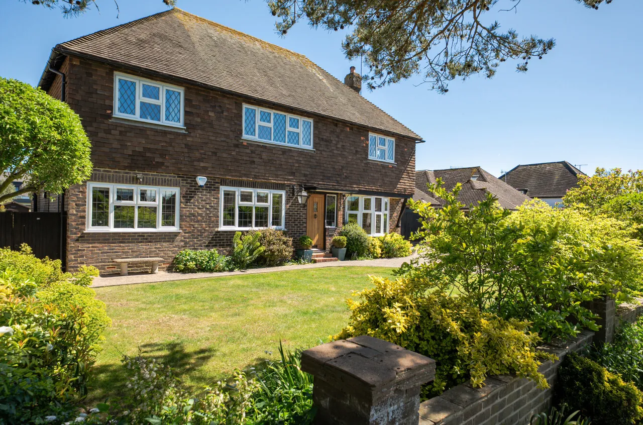 The Bramblings, Rustington, BN16, photo 17