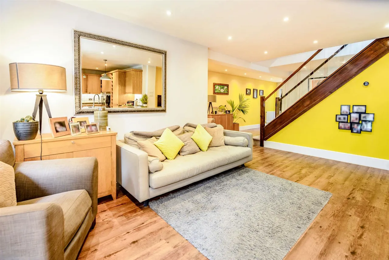 Church Road, Egham, Surrey, TW20 9QG, photo 5
