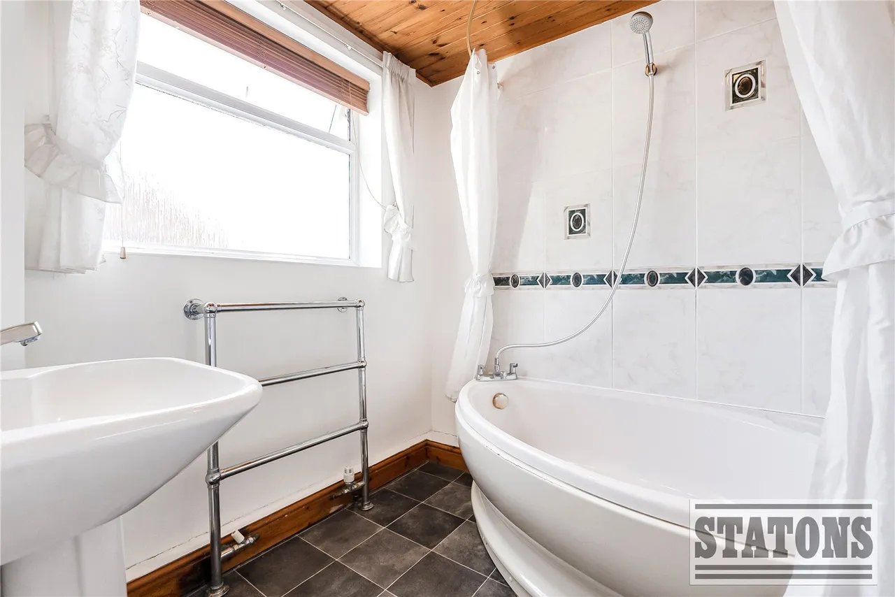 Vincent Close, Barnet, EN5 5NR, photo 17