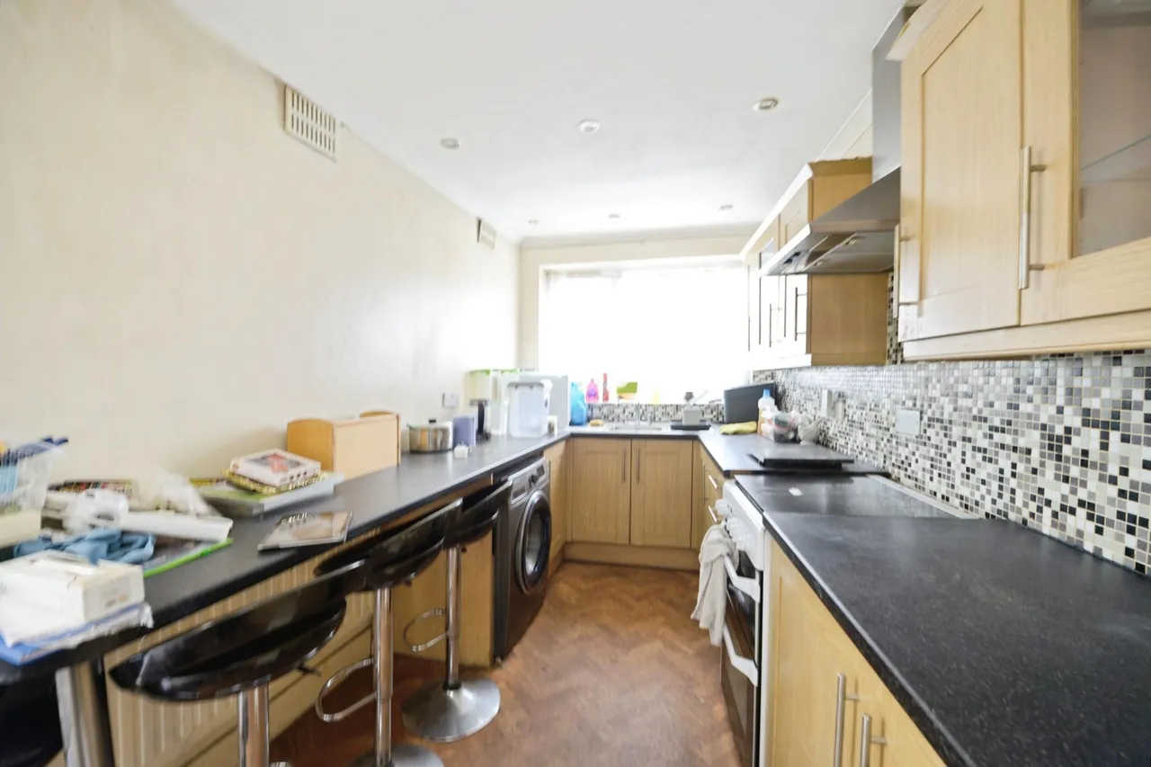 Ripple Road, Barking, IG11, photo 3