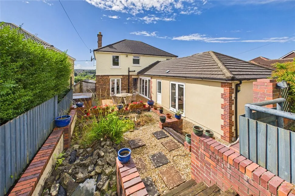 Bristol Road, Radstock, BA3, photo 3