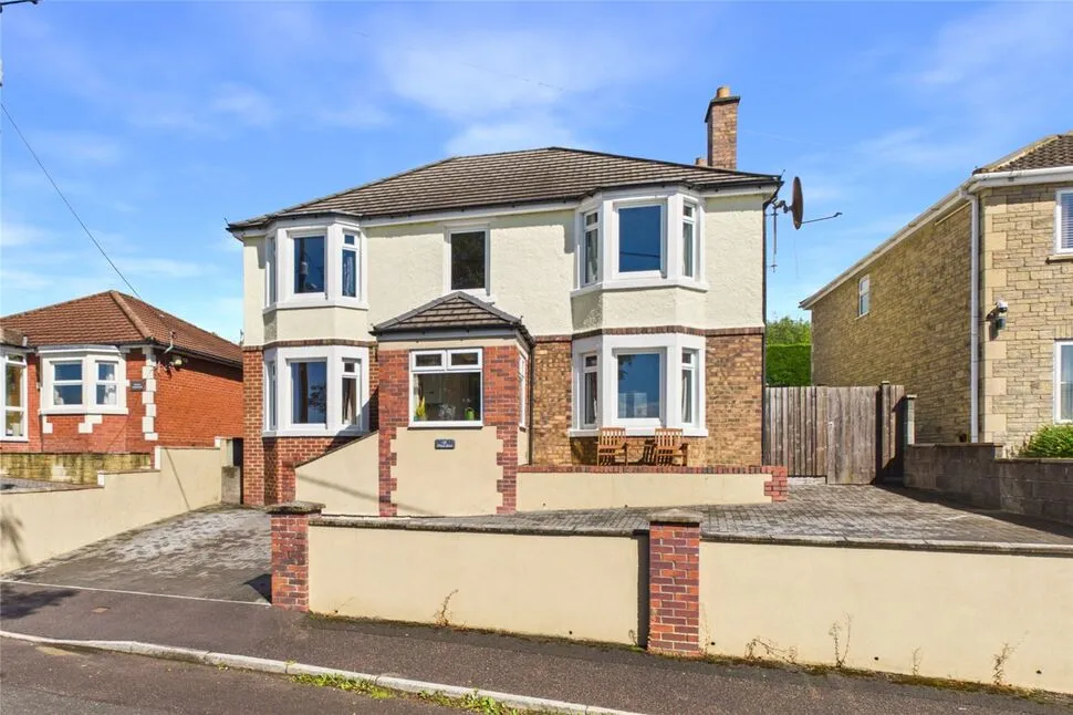 5 bed house for sale, Bristol Road, Radstock, BA3