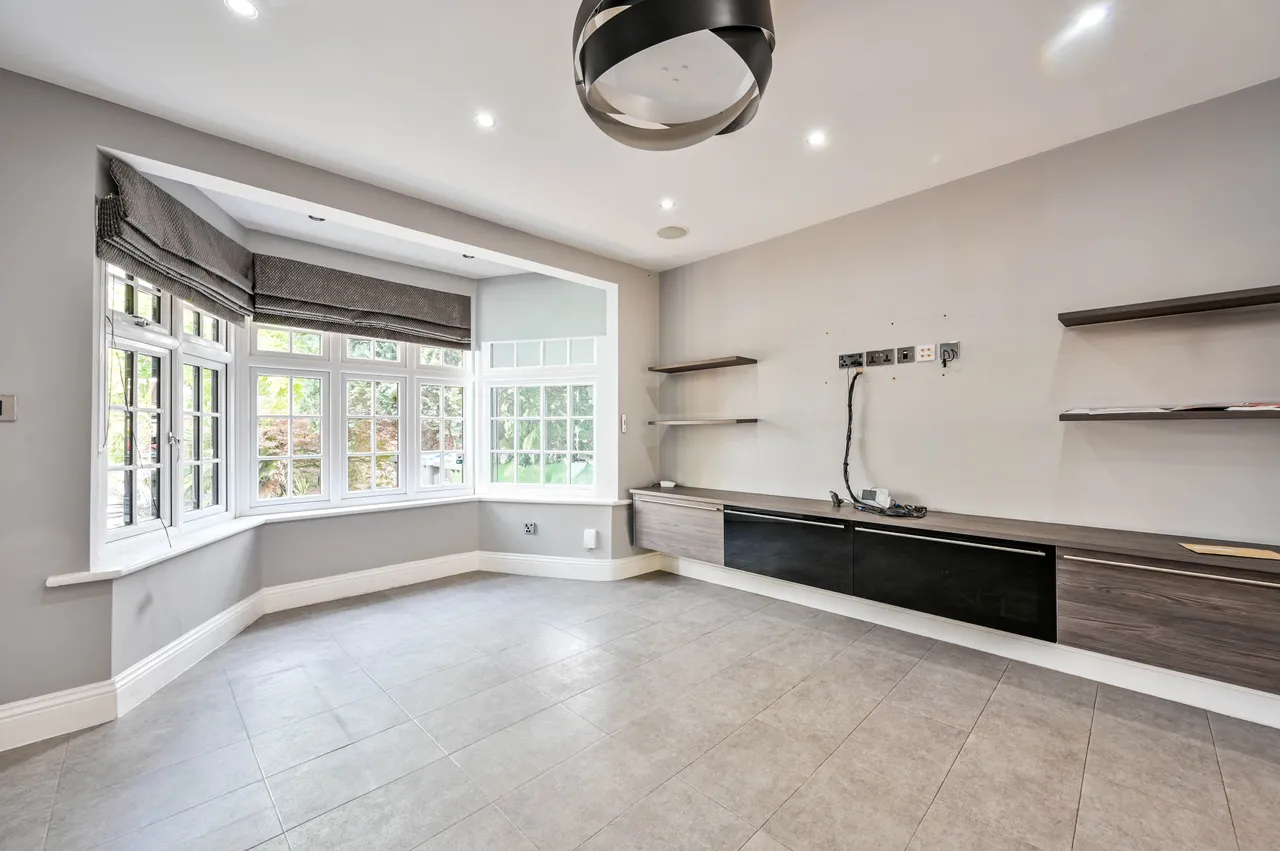 18 Tudor Drive, Kingston upon Thames, photo 6