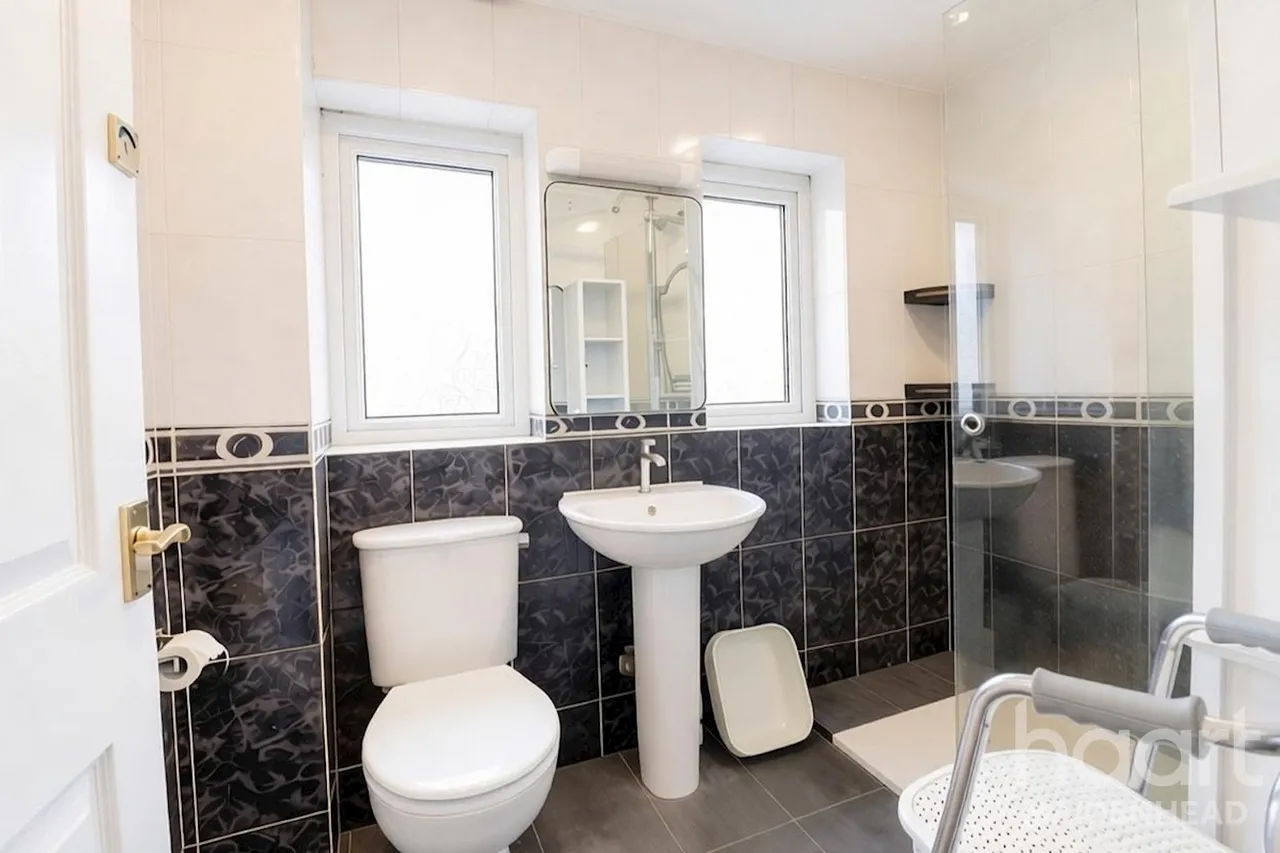 Ray Park Road, Maidenhead, SL6, photo 6