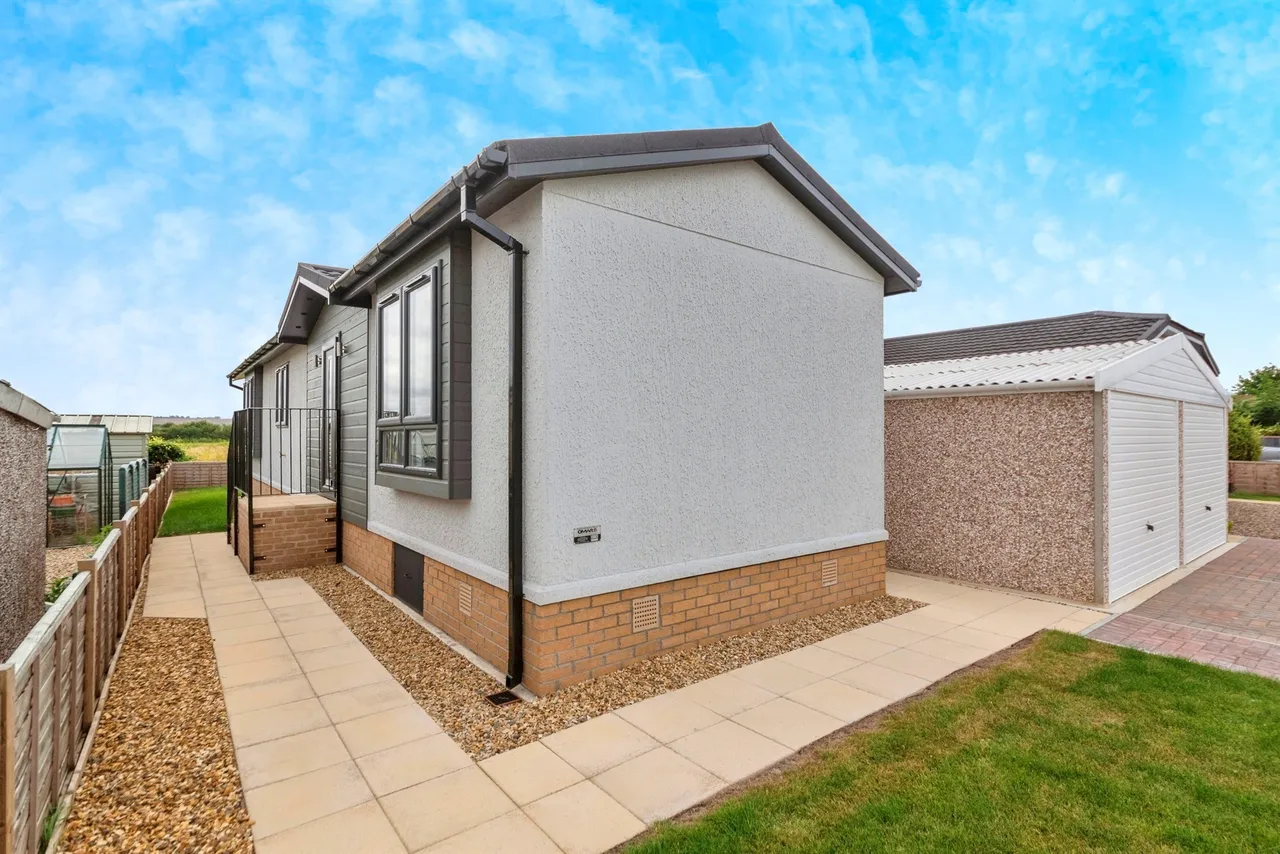 Allington Gardens, Allington, Grantham, photo 7