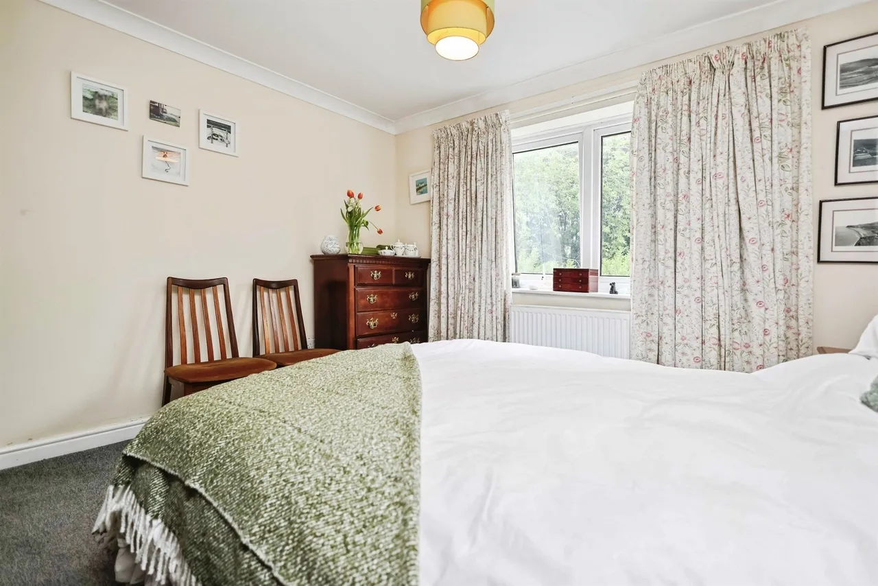 The Broadway, Stourbridge, DY8, photo 8