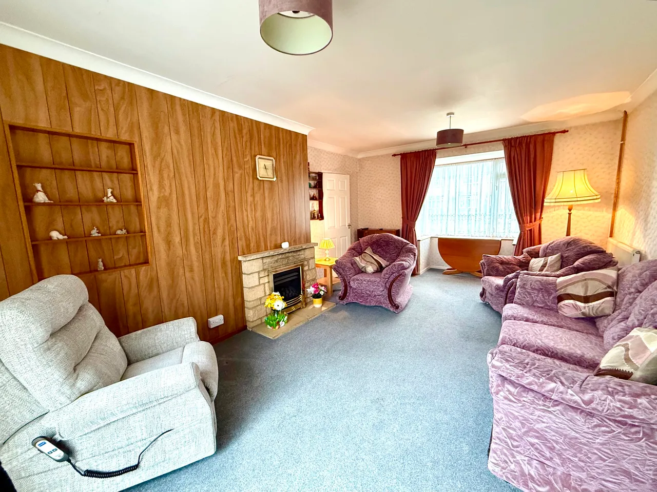 Welcombe Avenue, Swindon, Wiltshire, SN3 2PF, photo 2
