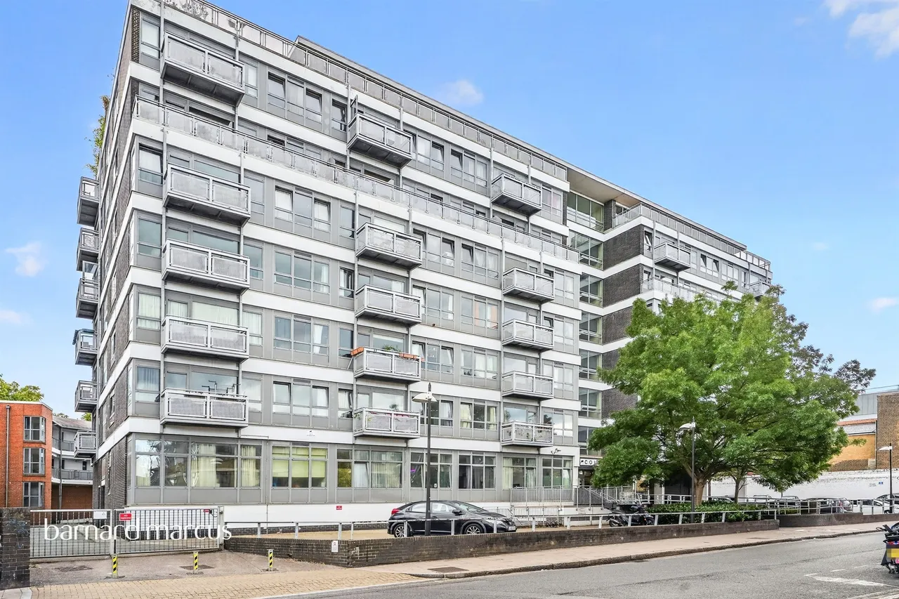 New Park Road, London, SW2, photo 2