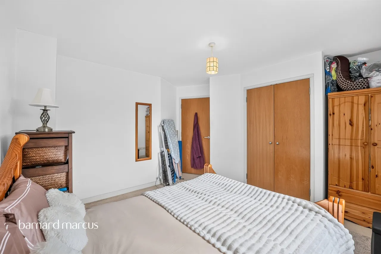 New Park Road, London, SW2, photo 15