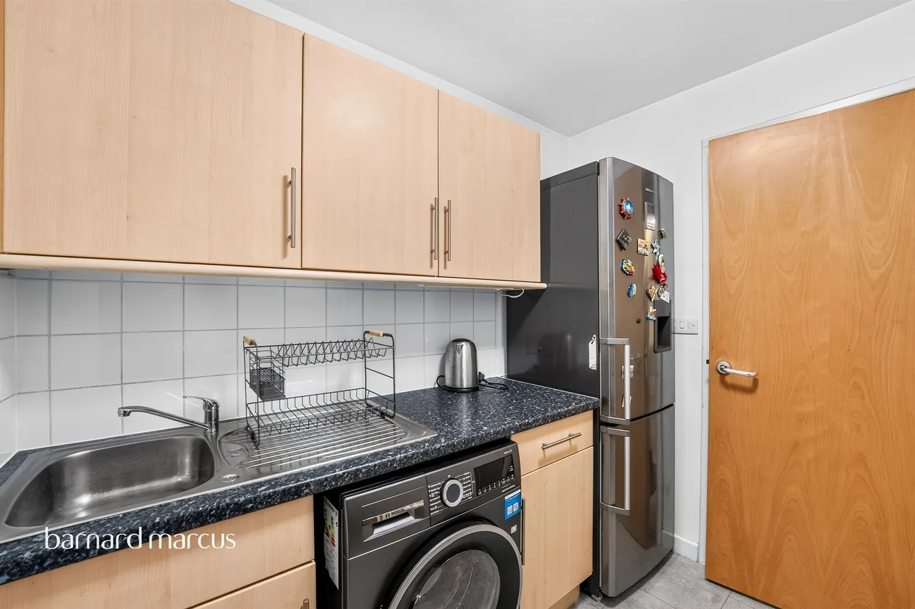 New Park Road, London, SW2, photo 6