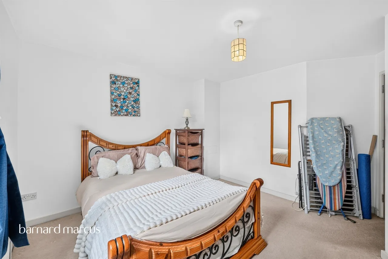 New Park Road, London, SW2, photo 14